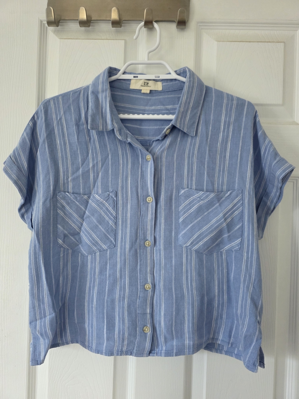 Boxy Button-Up Shirt | SZ Medium